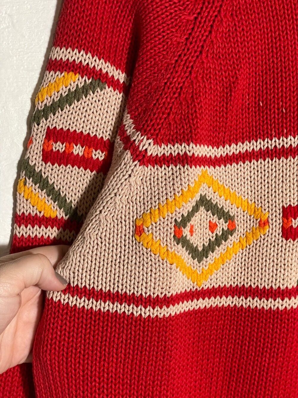 Vintage Red Knit Sweater Geometric Aztec Print Pullover 80s 90s Size Medium - Picture 5 of 10
